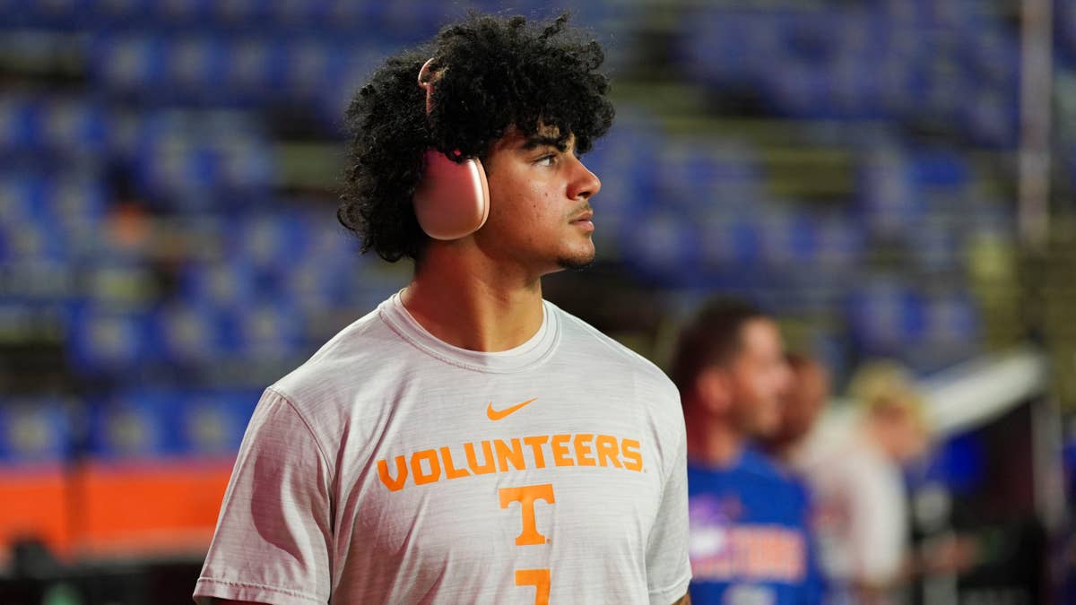 Tennessee's DaSaahn Brame Blamed for Game-Sealing Catch vs Texas