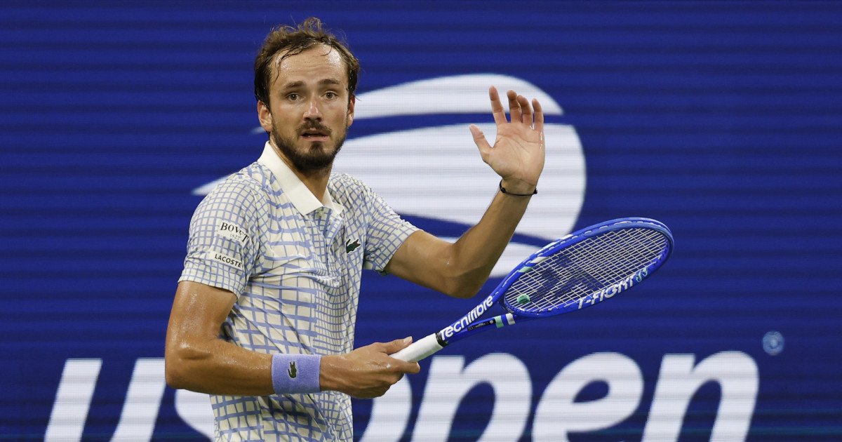 Tennis Stars Trapped in Dubai as Military Strikes Ground All Flights