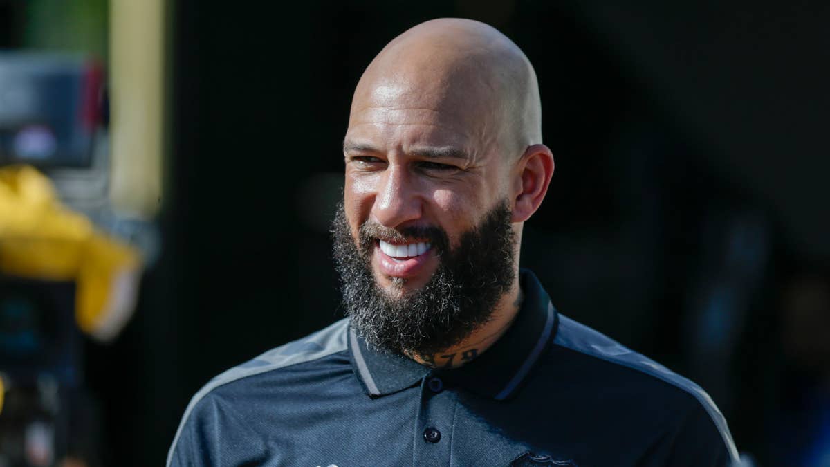 Tim Howard Drops Cryptic Bombshell About Christian Pulisic's 'Dark Side'