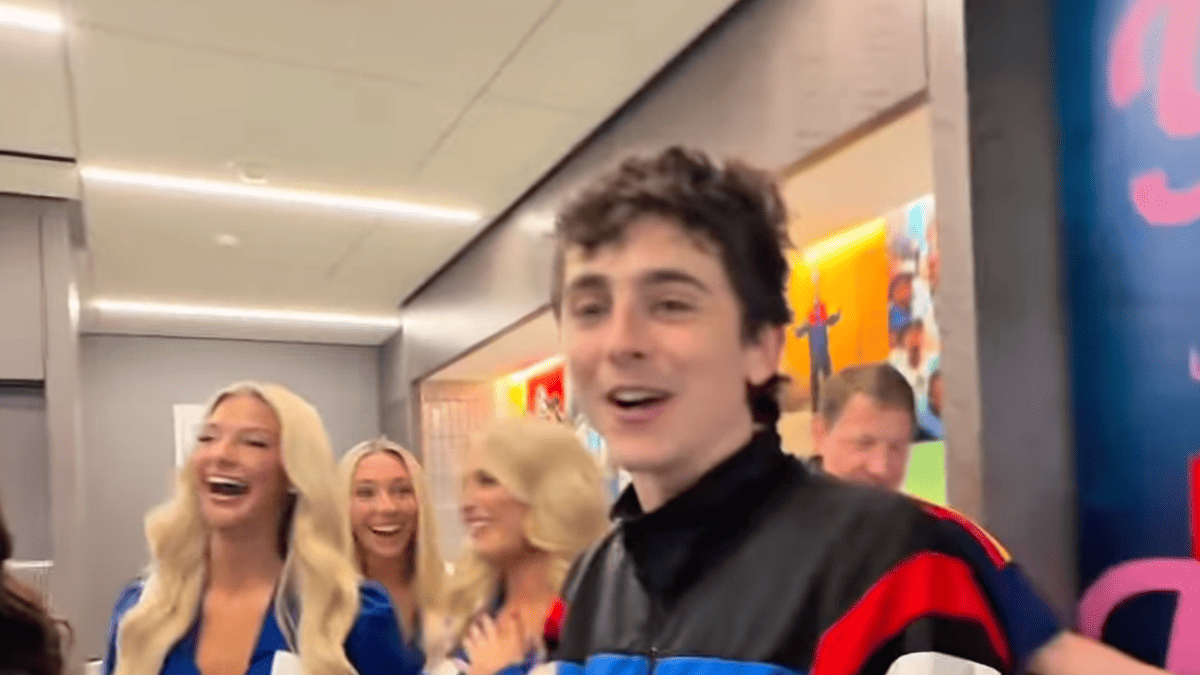 Timothée Chalamet Gets Starstruck Meeting Dallas Cowboys Cheerleaders at World Cup