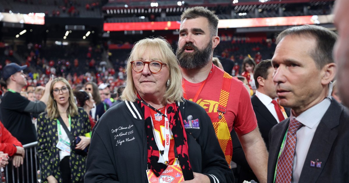 TMZ's Donna Kelce Window Story Sparks Fan Fury: 'Is This News?'