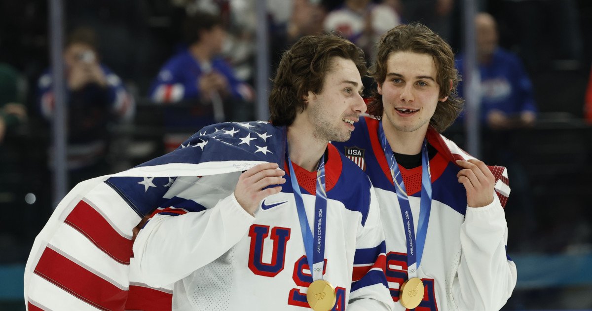 Tom Brady Goes Wild Watching Olympic Hockey With Hughes Brothers