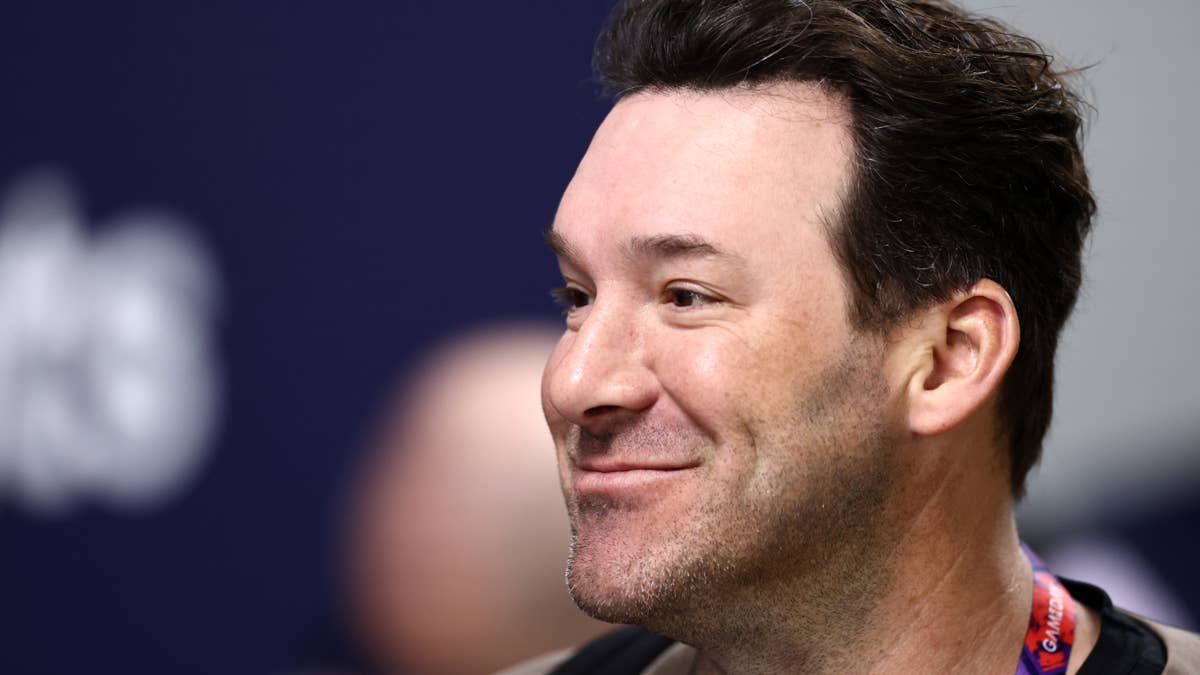 Tony Romo's CBS Paycheck Dwarfs Salaries of NFL Superstars