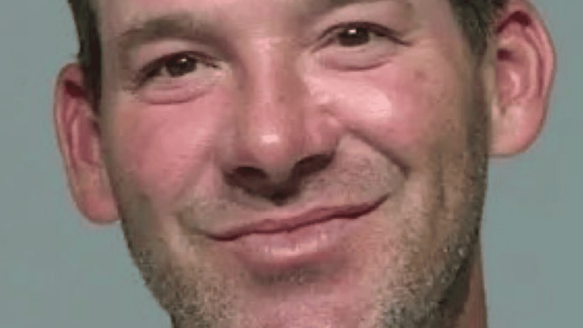 Tony Romo's Smiling Mugshot Raises Eyebrows After OWI Arrest
