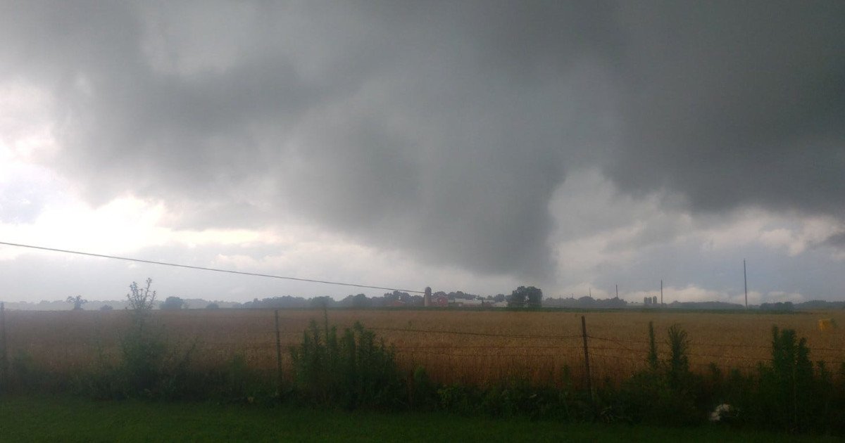 Tornado Watch Halts Sunday Sports in Illinois and Missouri