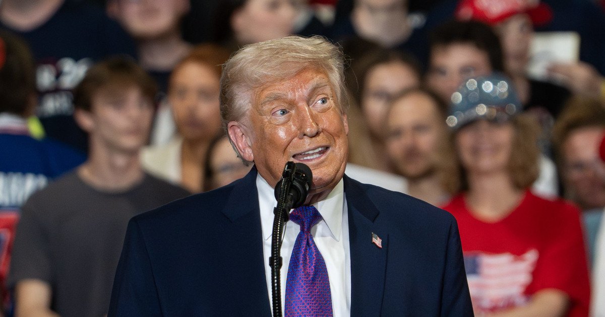 Trump Mourns "Tough Cookie" Chuck Norris: "You Didn't Want to Fight Him"