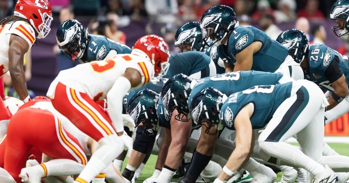 Tush Push Survives Again: NFL Committee Won't Touch Controversial Play in 2026