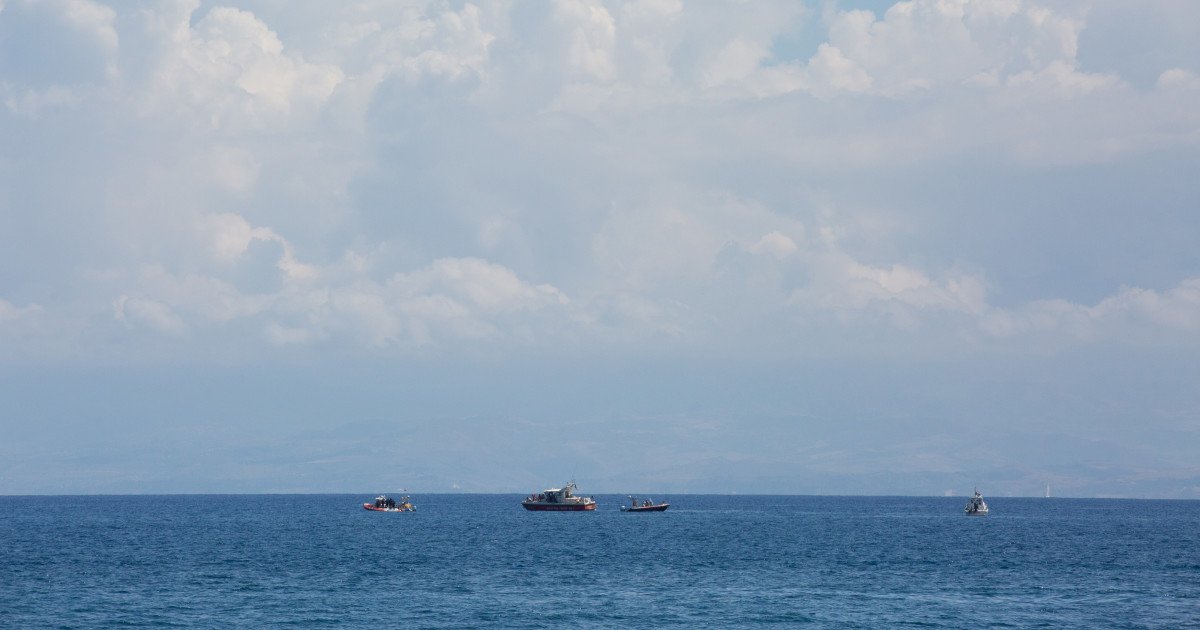 U.S. Issues Urgent Beach Warning Following Coach's Heroic, Tragic Death