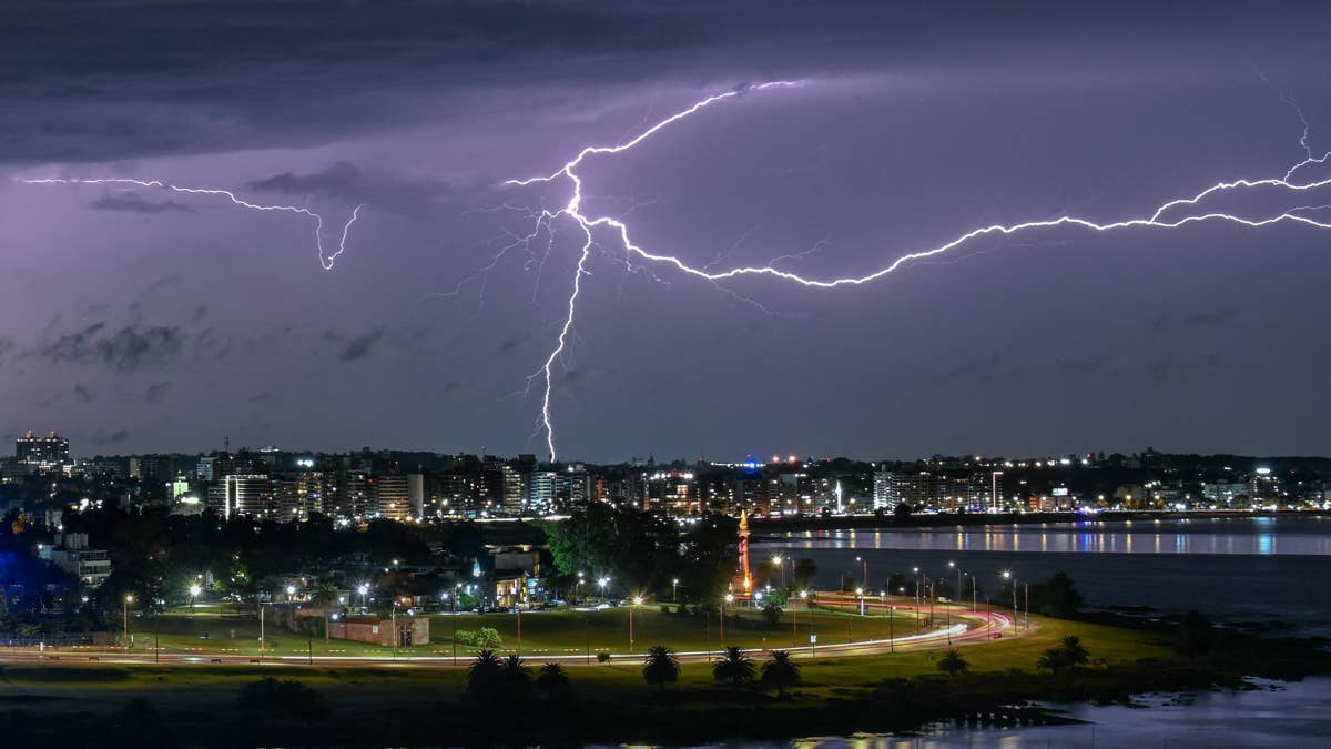 U.S. Urges Lightning Safety as Memorial Day Weekend Approaches