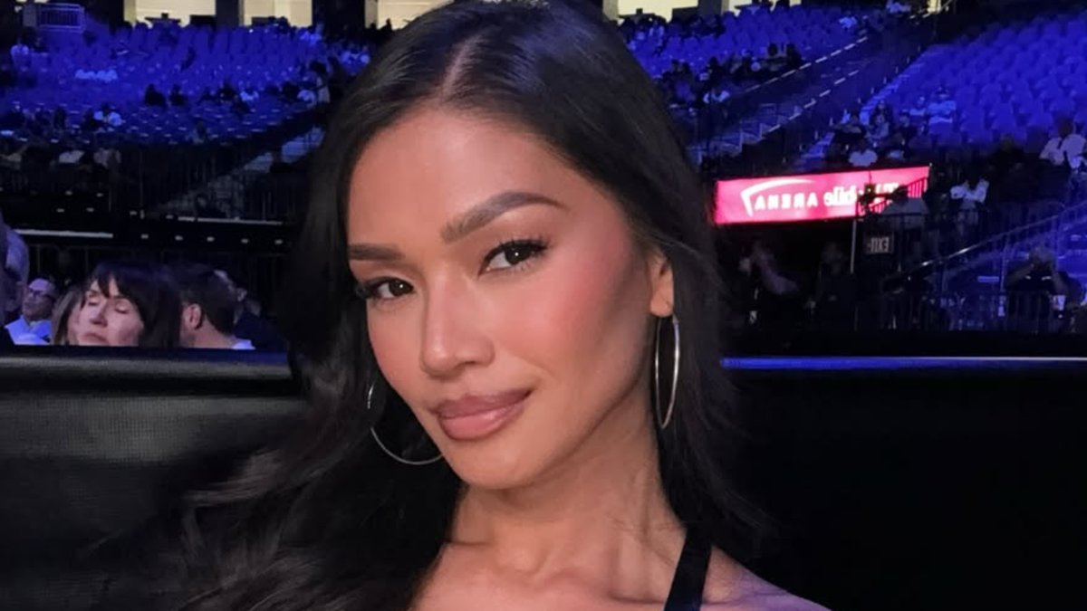 UFC Octagon Girl Red Dela Cruz's Swimsuit Snap Drives Fans Wild