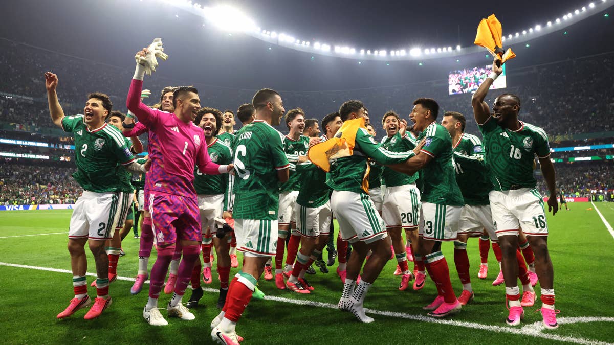 US Fans Unite Behind Mexico in Heated World Cup Clash vs England