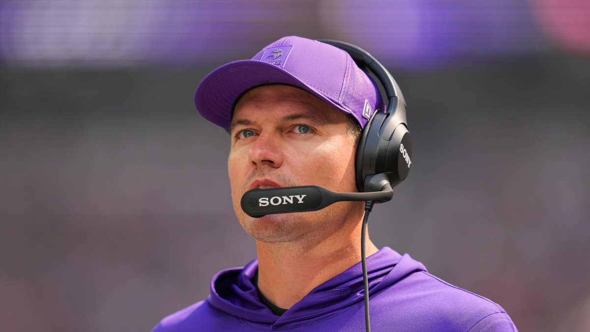 Vikings' Jamal Adams Suffers 'Not Good' Knee Injury in Preseason Debut