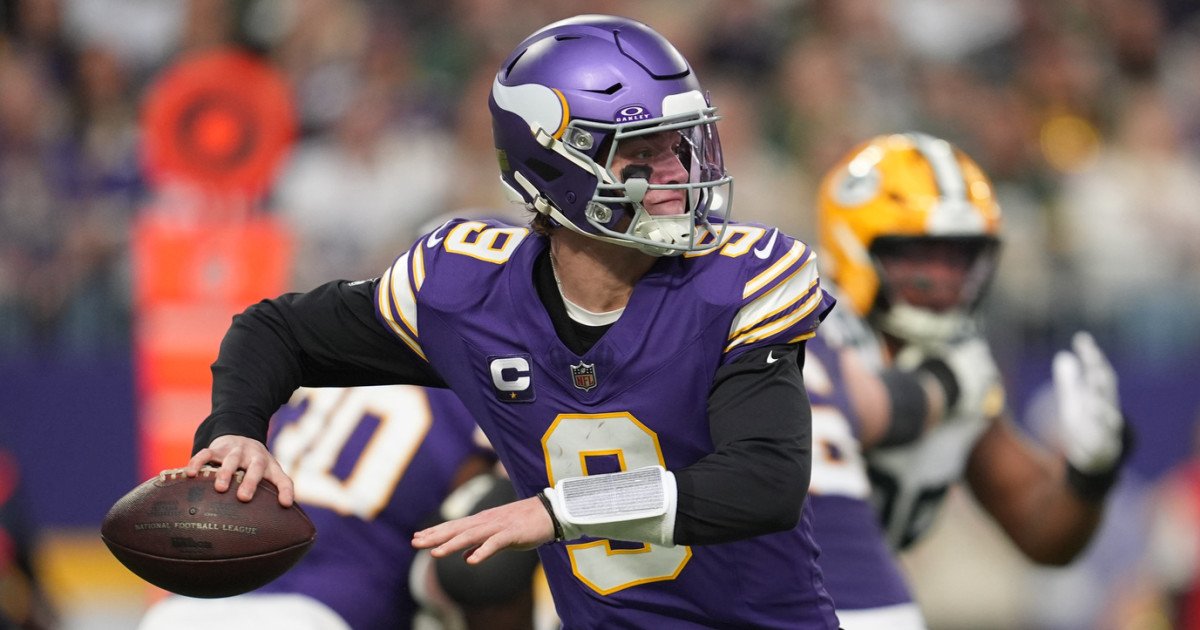 Vikings' QB Shuffle: J.J. McCarthy Trade Buzz Reaches Fever Pitch