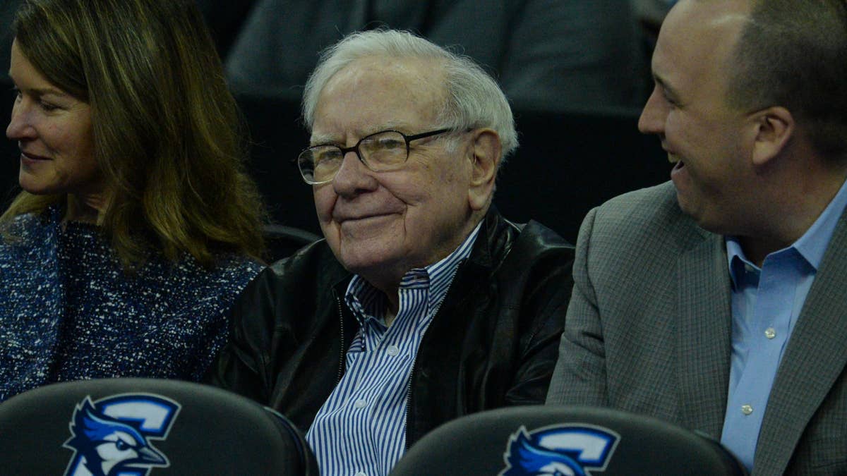 Warren Buffett Holds Dubious Distinction as Augusta National's All-Time Worst Golfer