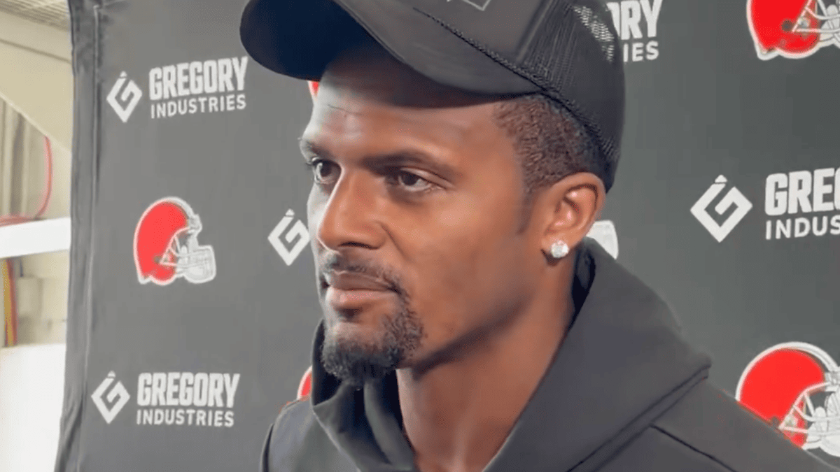 Watson Apologizes to Browns Fans After Boos Spark Backlash