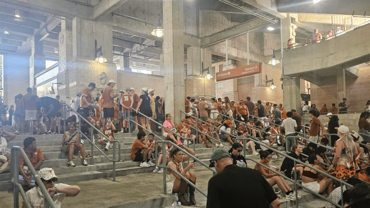 Week 1 Heat Wave Forces Calls for College Football Scheduling Overhaul