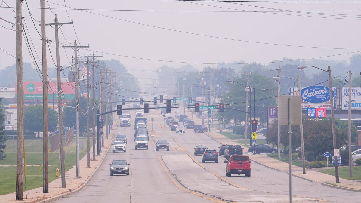 Wildfire Smoke Puts 17 States on Alert as Hazardous Air Drifts South