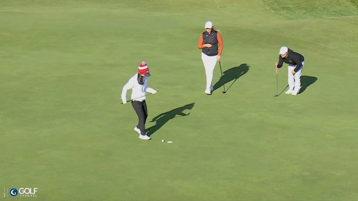 Wind Gives Golfer a Mulligan on St. Andrews Putt