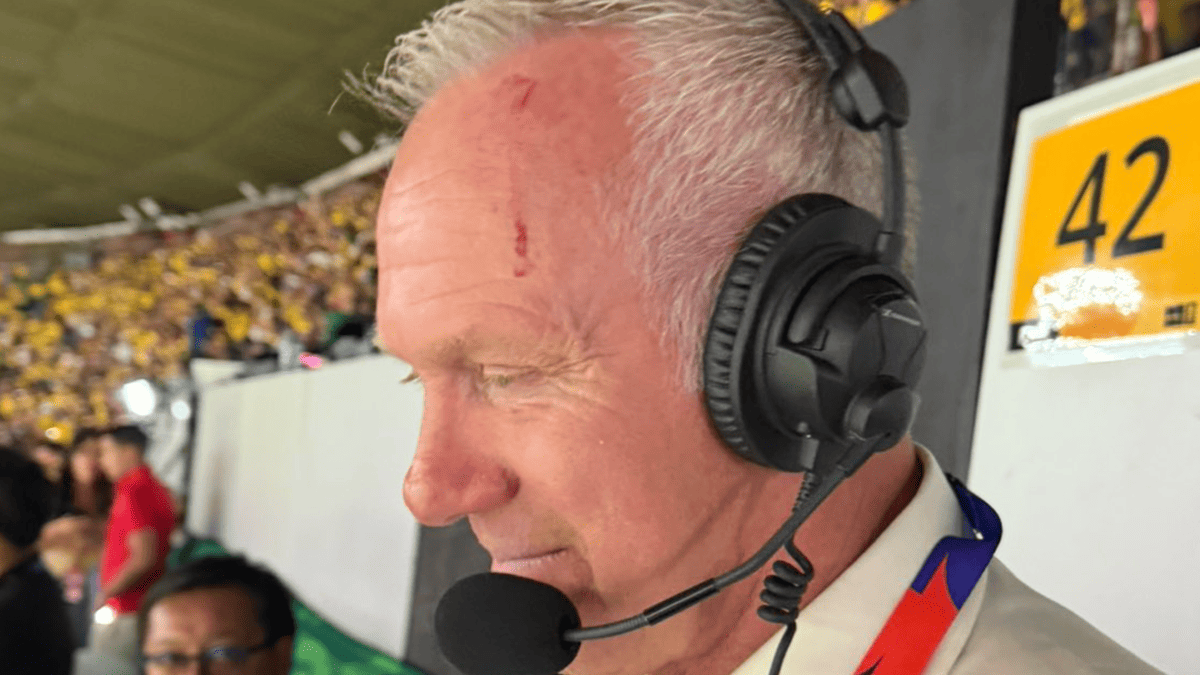 World Cup Announcer Warren Barton Bloodied by Flying Bottle at Estadio Azteca