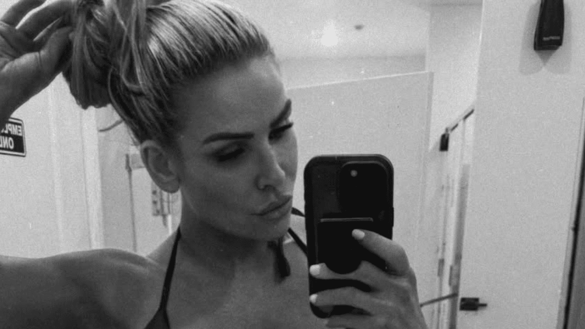 WWE Royalty Natalya Neidhart Stuns in Swimsuit Snap