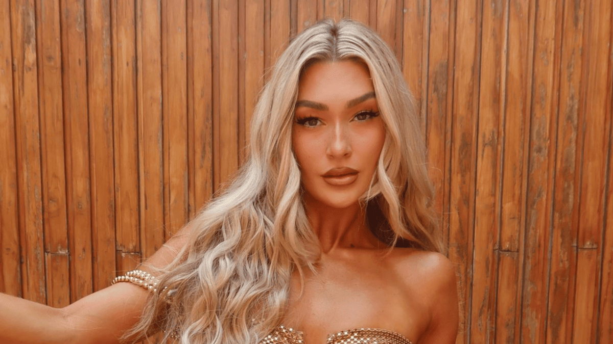 WWE's Izzi Dame Dazzles Fans with Golden Swimsuit Snaps from Costa Rica