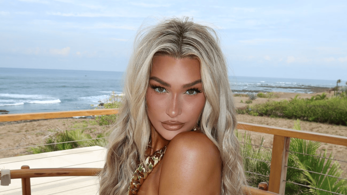 WWE's Izzi Dame Sizzles in Tropical Swimsuit Shoot, Fans Go Wild