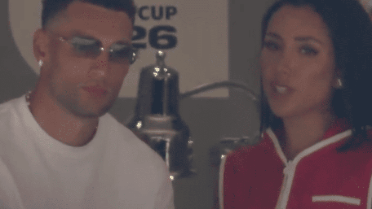 Zach LaVine's Wife Steals Spotlight at U.S. World Cup Match